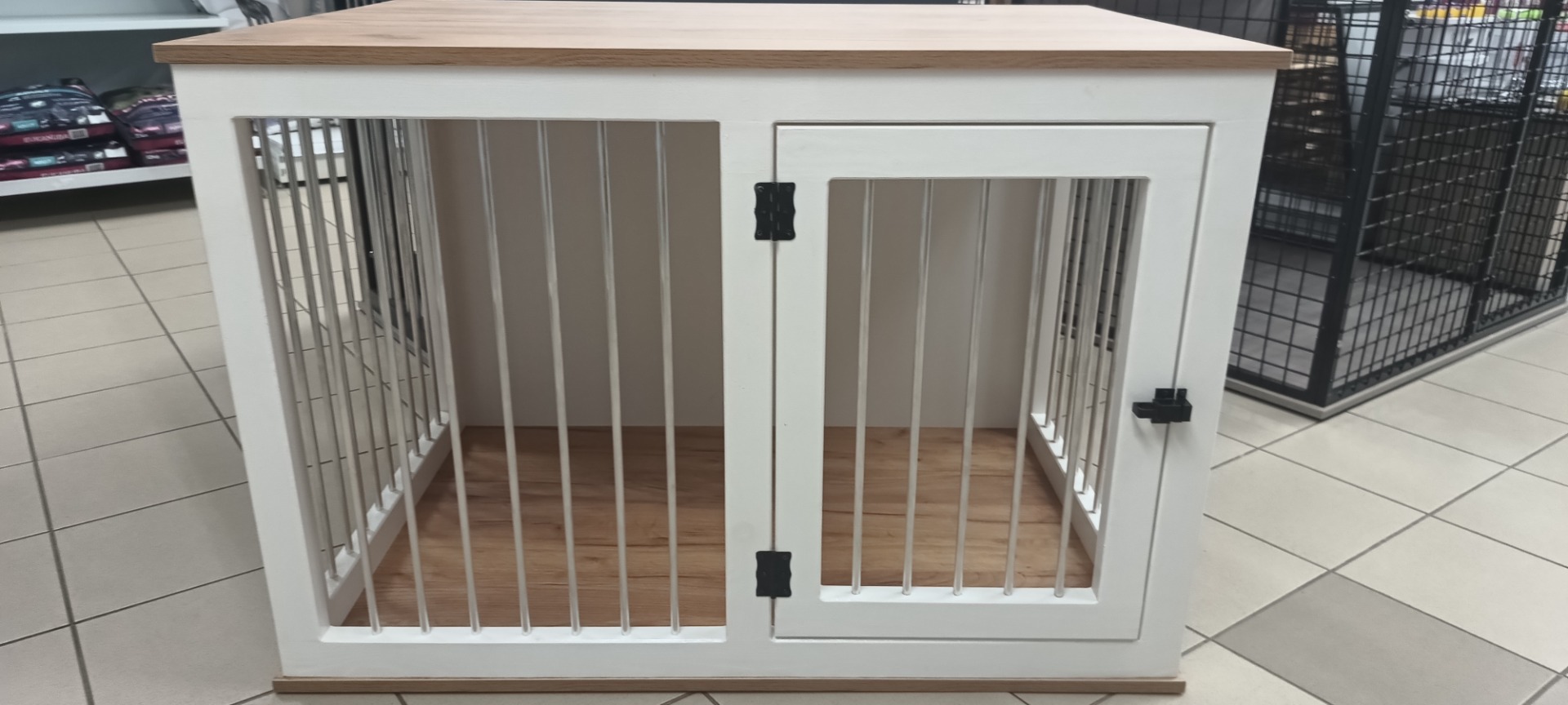 Kostra dřevo rozměry 110x75x75 dekor zlatý dub cena 7500 Kč