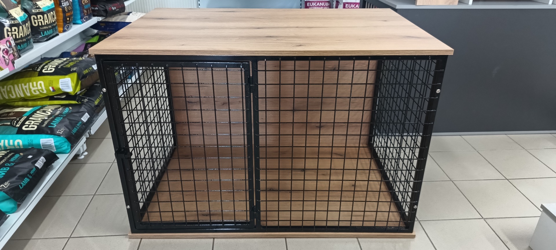 Rozměry 120x80x80 cm, kostra ocel síť oka 50 x 50 mm síla 4 mm, cena 9500 Kč