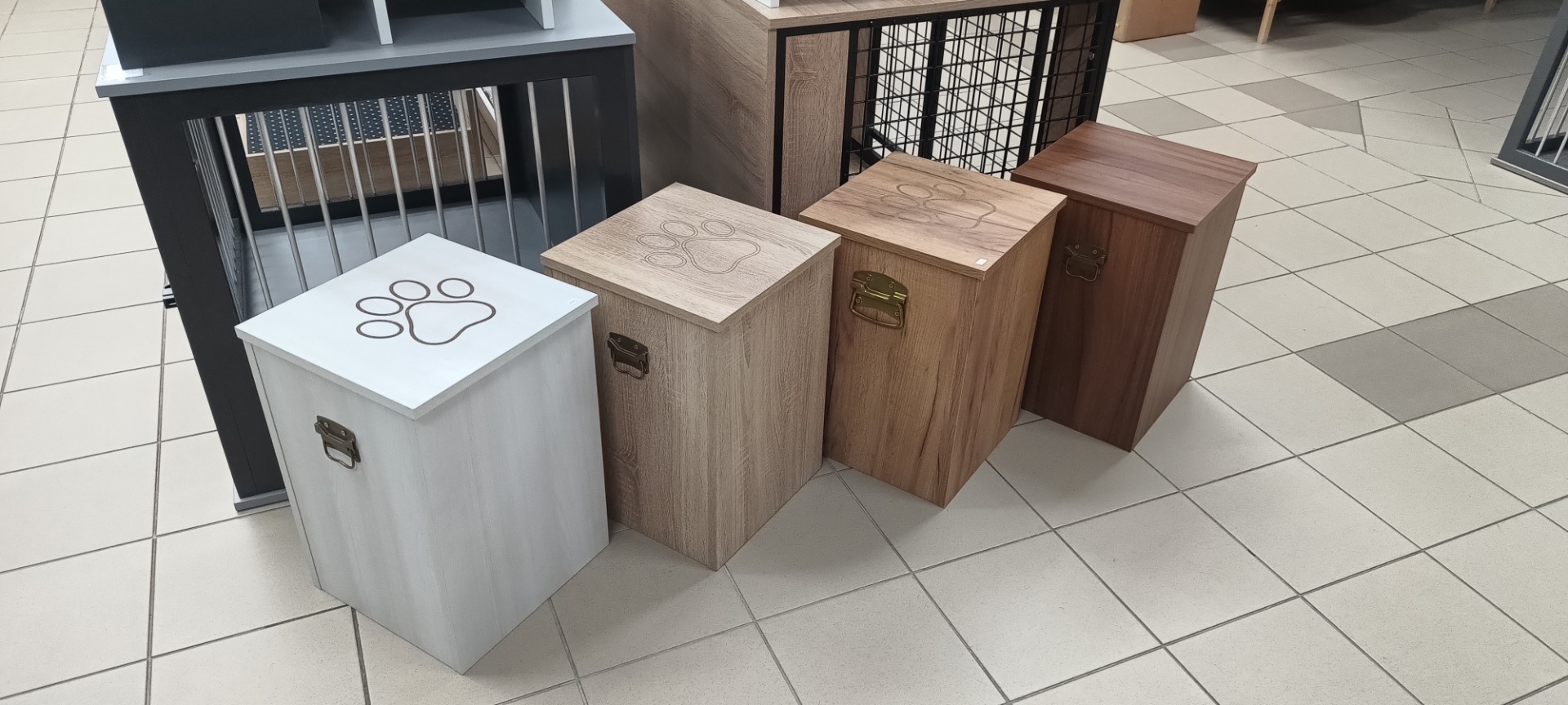 Box na granule 1000 Kč  na 15 kg pytel 